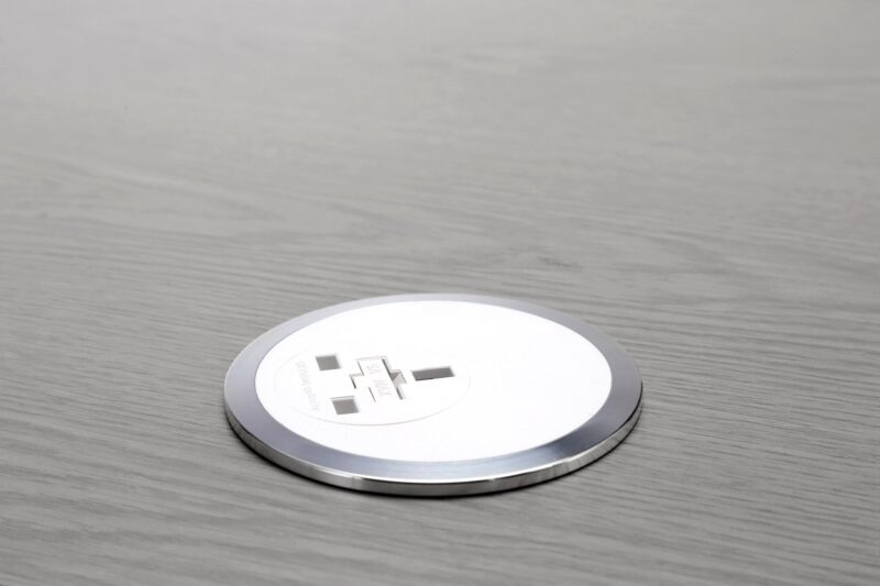 Impulse Port-EL 1 x UK Socket - Image 4